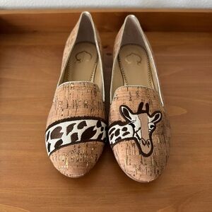 C. Wonder Brown and Black Giraffe Flats